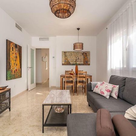 Апартаменты Recently Decorated 2Bdr Penthouse In Фуэнхирола Экстерьер фото