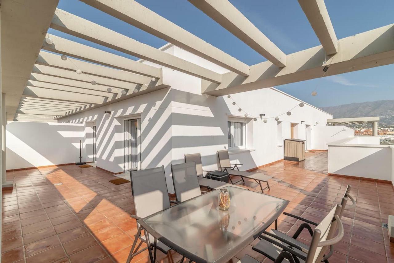 Апартаменты Recently Decorated 2Bdr Penthouse In Фуэнхирола Экстерьер фото