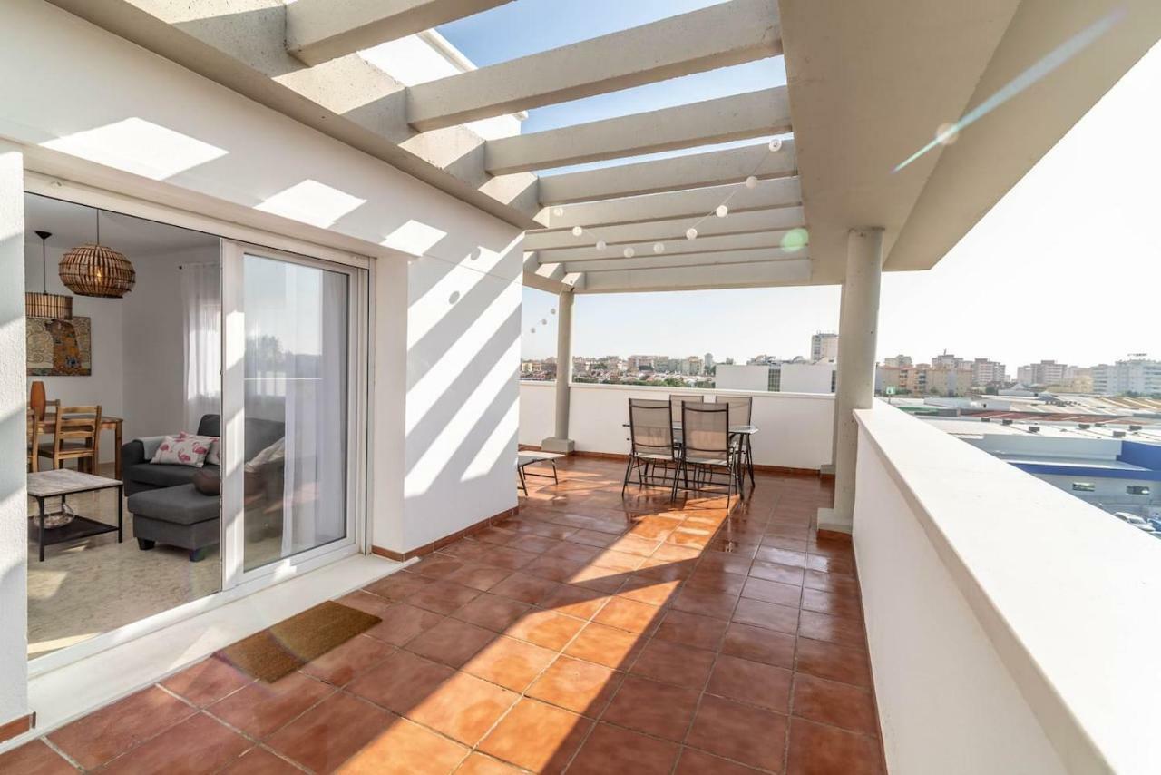 Апартаменты Recently Decorated 2Bdr Penthouse In Фуэнхирола Экстерьер фото